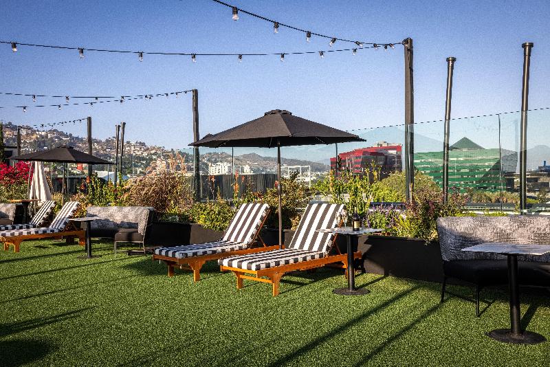 Kimpton La Peer Hotel image