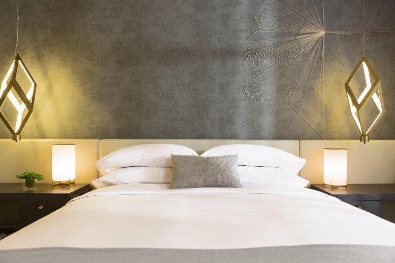 Kimpton La Peer Hotel image