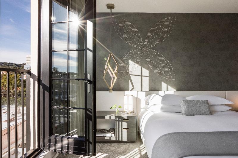 Kimpton La Peer Hotel image