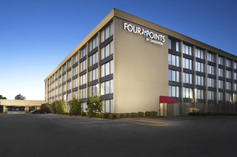 Four Points by Sheraton Kansas City Airport image