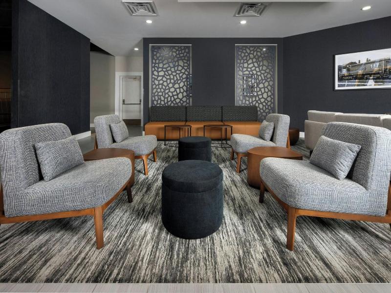 Four Points by Sheraton Kansas City Airport
