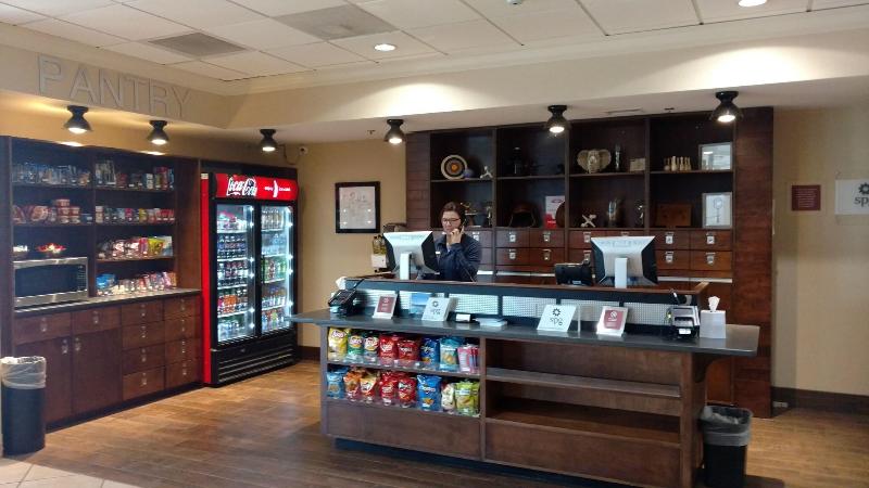 Four Points by Sheraton Kansas City Airport image