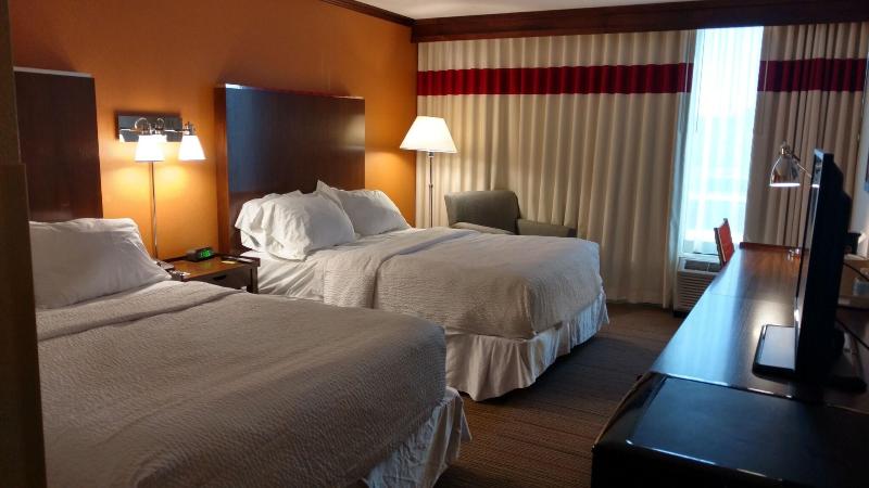 Four Points by Sheraton Kansas City Airport image