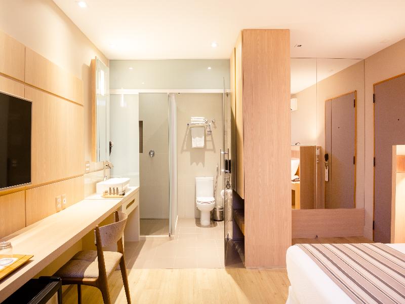 Ritz Copacabana Hotel image