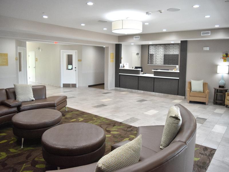 Candlewood Suites Kansas City - Independence photo 9