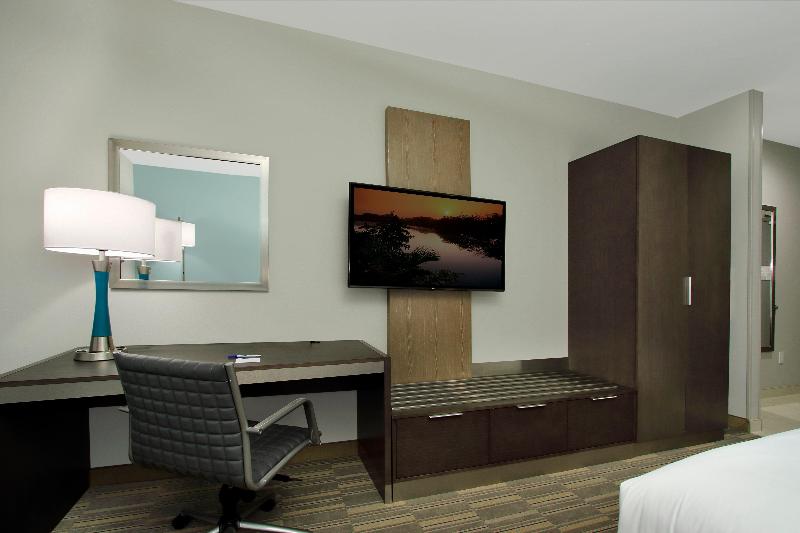Holiday Inn Express Lake Charles South Casino Area