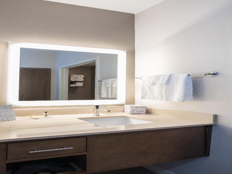 Staybridge Suites Lake Jackson image