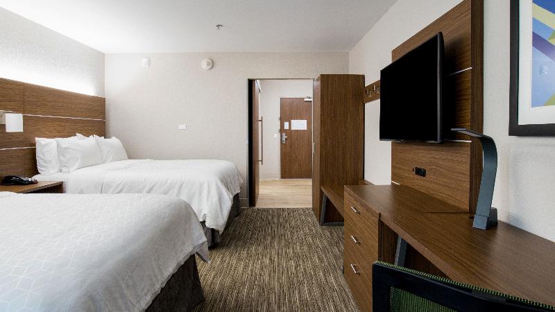 Holiday Inn Express & Suites Racine By IHG image