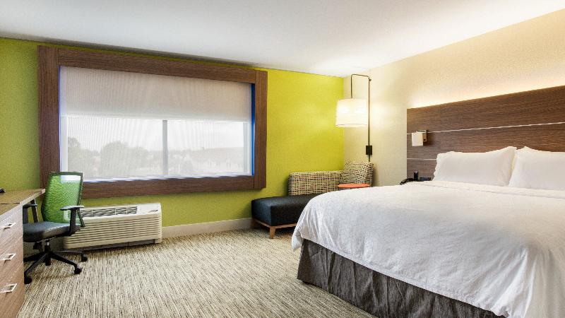 Holiday Inn Express & Suites Racine By IHG image