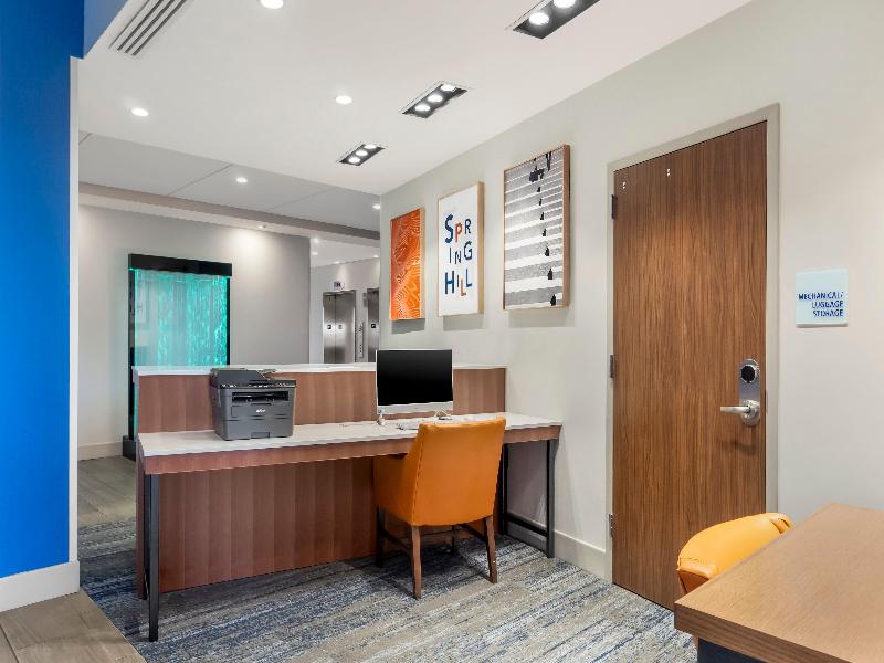 Holiday Inn Express Spring Hill By IHG image