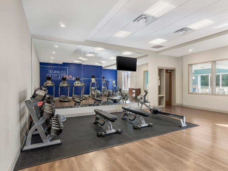 Holiday Inn Express Spring Hill By IHG image