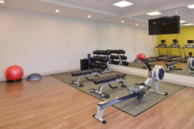 Holiday Inn Express Spring Hill By IHG image