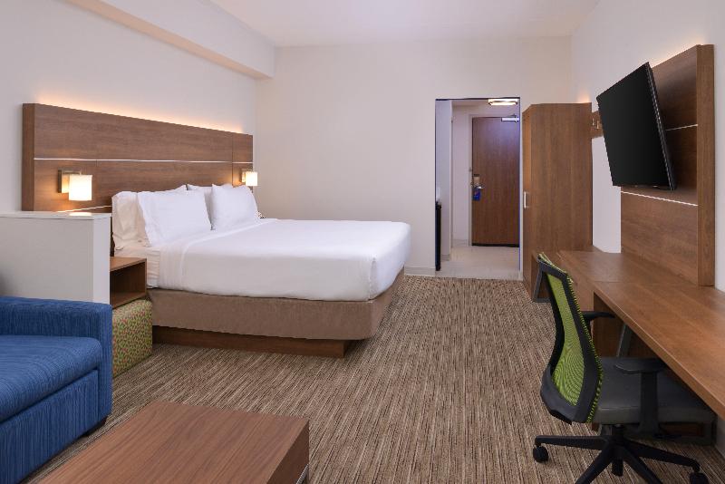 Holiday Inn Express Spring Hill By IHG image