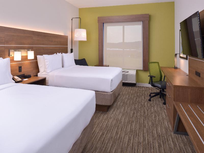 Holiday Inn Express Spring Hill By IHG image
