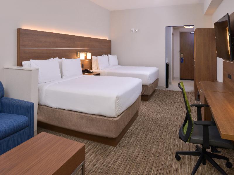 Holiday Inn Express Spring Hill By IHG image