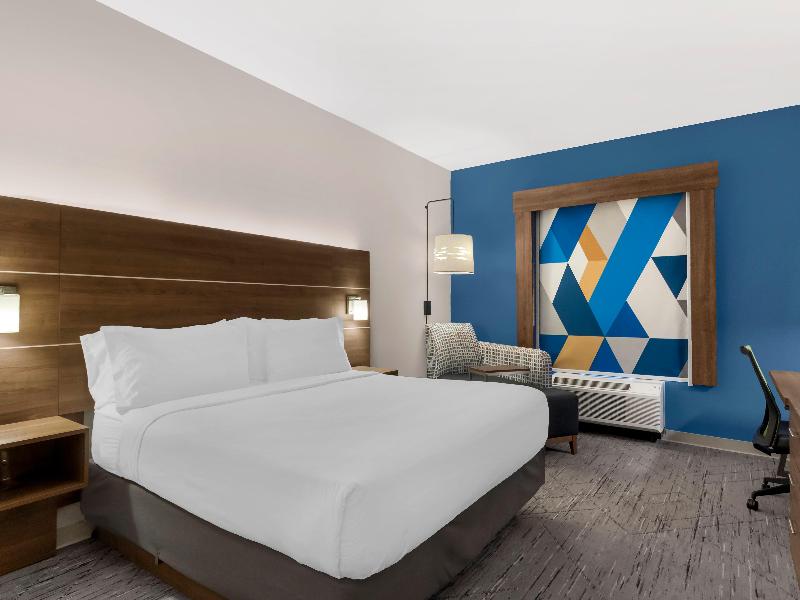 Holiday Inn Express Spring Hill By IHG image