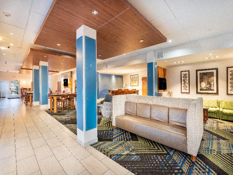 Holiday Inn Express Nashville North Springfield image