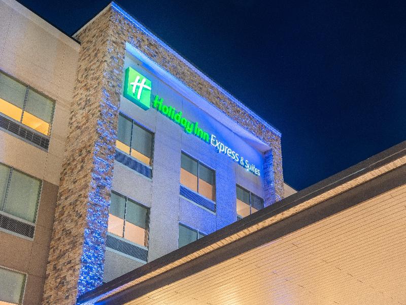 Holiday Inn Express Nashville North Springfield image