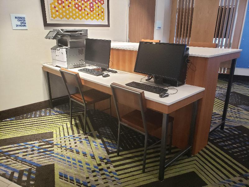 Holiday Inn Express Nashville North Springfield image
