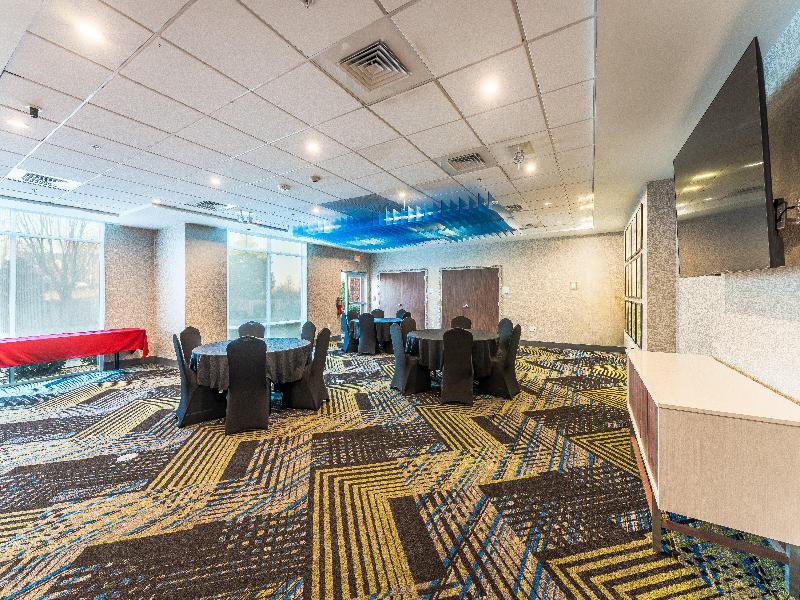 Holiday Inn Express Nashville North Springfield image