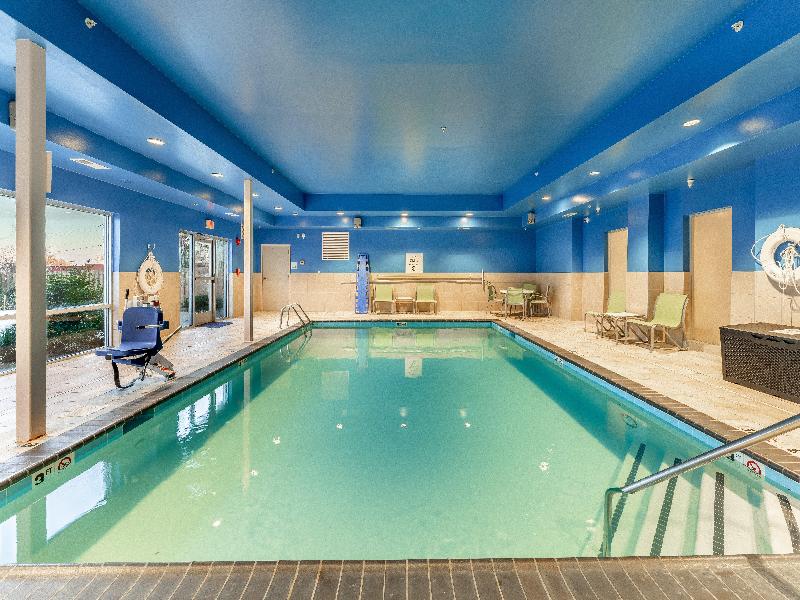 Holiday Inn Express Nashville North Springfield image