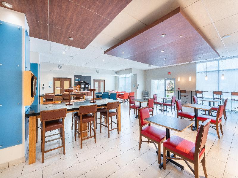 Holiday Inn Express Nashville North Springfield image