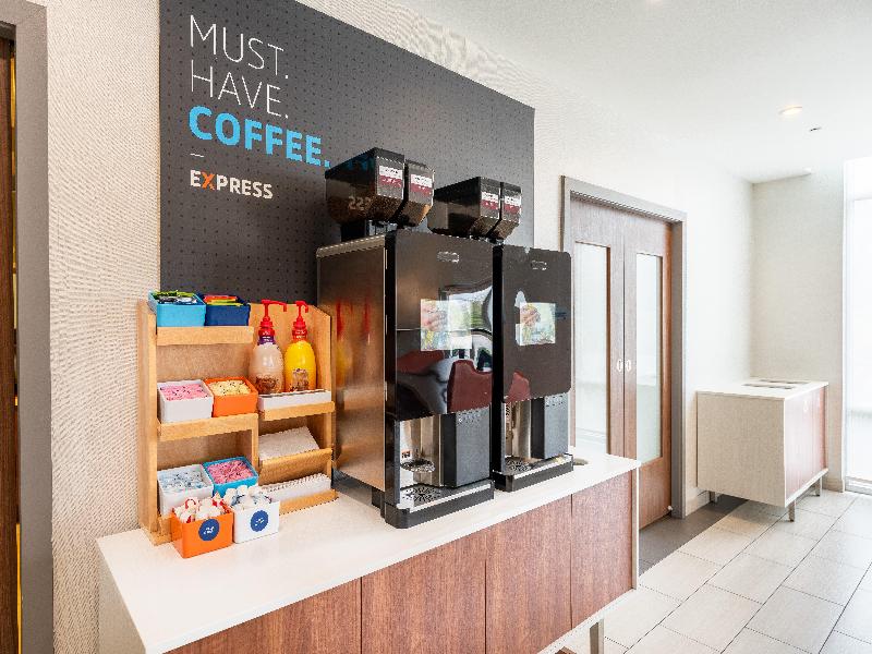 Holiday Inn Express Nashville North Springfield image