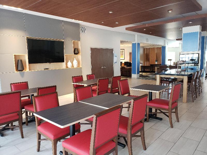 Holiday Inn Express Nashville North Springfield image