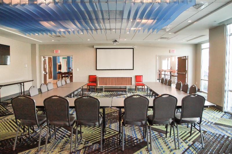 Holiday Inn Express Nashville North Springfield image