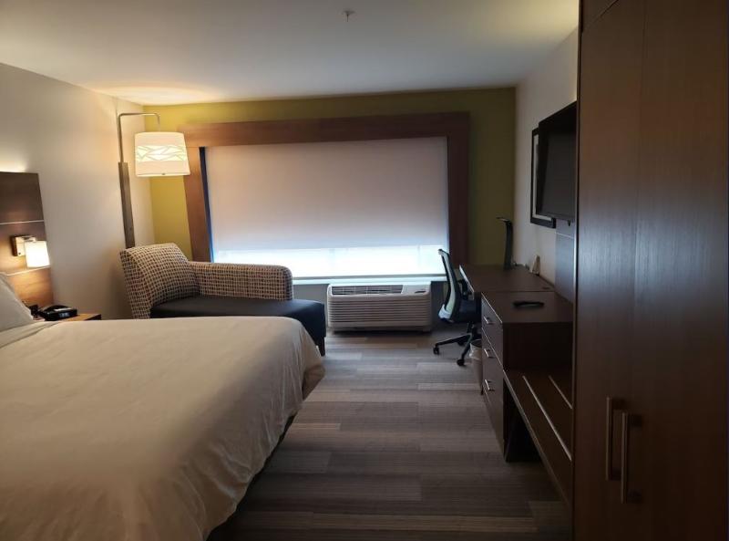 Holiday Inn Express Nashville North Springfield image