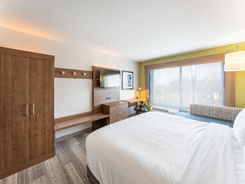 Holiday Inn Express Nashville North Springfield image