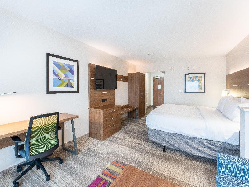 Holiday Inn Express Nashville North Springfield image