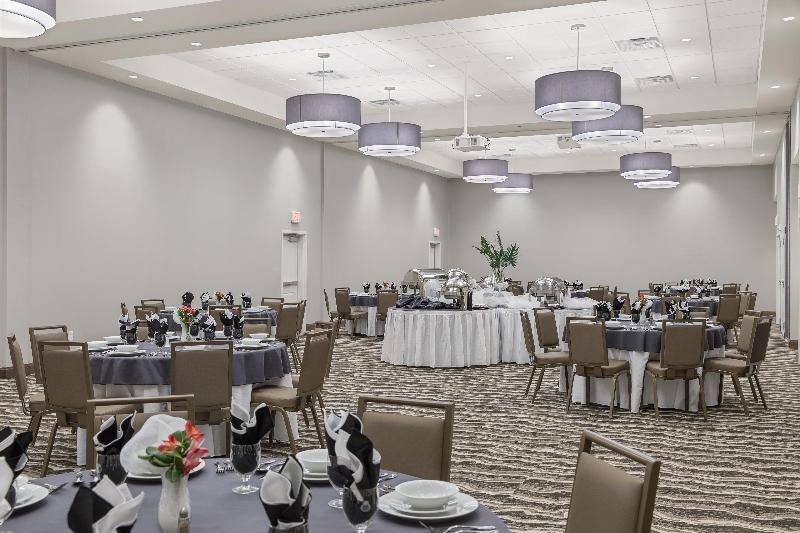 Staybridge Suites Florence - Center image