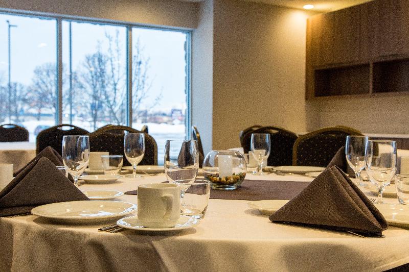 Holiday Inn & Suites Mount Pleasant By IHG image