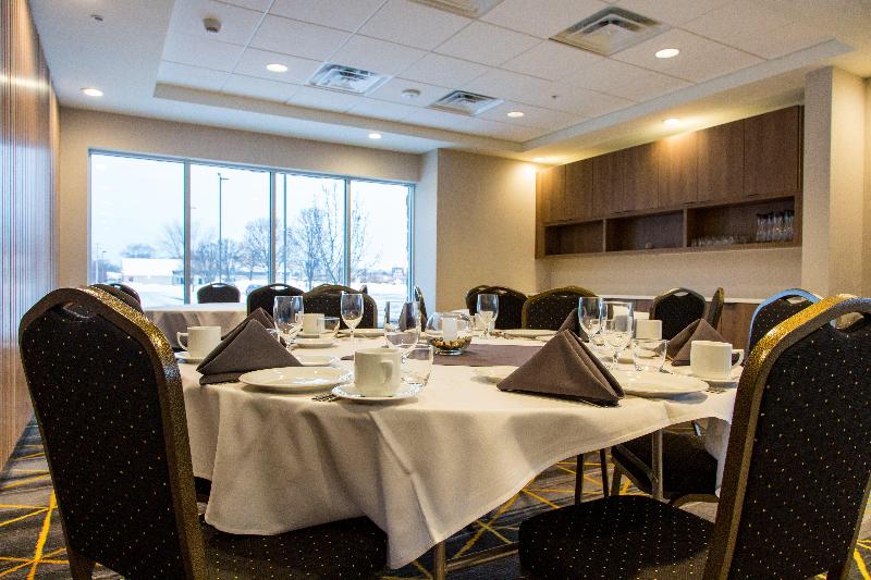 Holiday Inn & Suites Mount Pleasant By IHG image