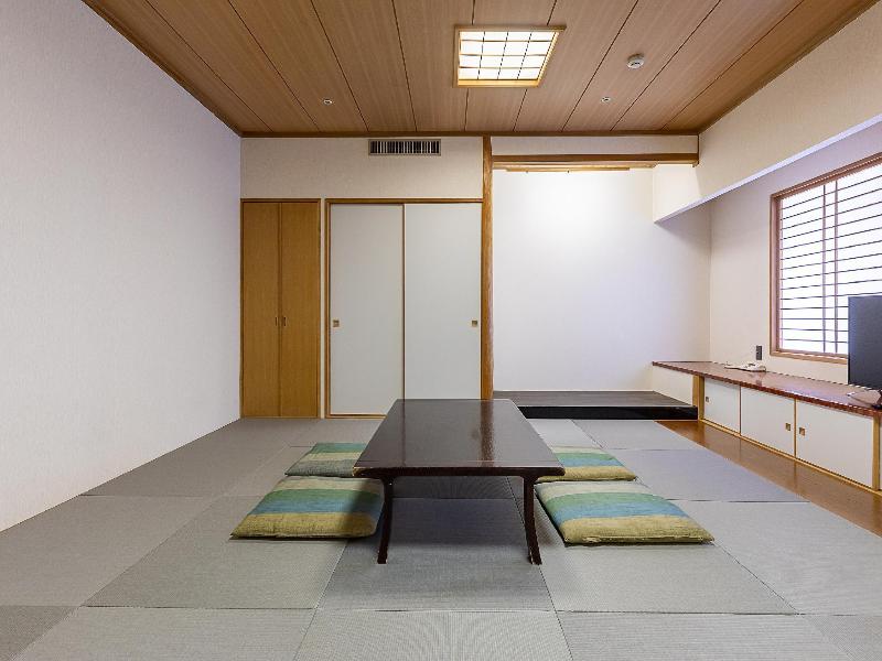 Court Hotel Asahikawa image
