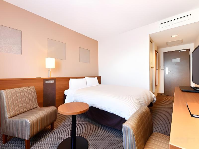 Vessel Inn Yachiyo Katsutadaiekimae image