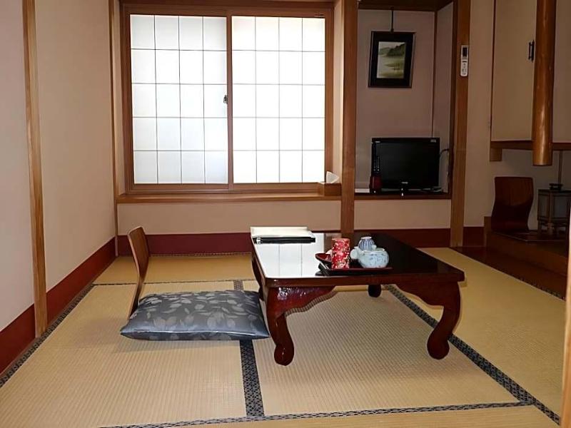 Matsuya Ryokan image