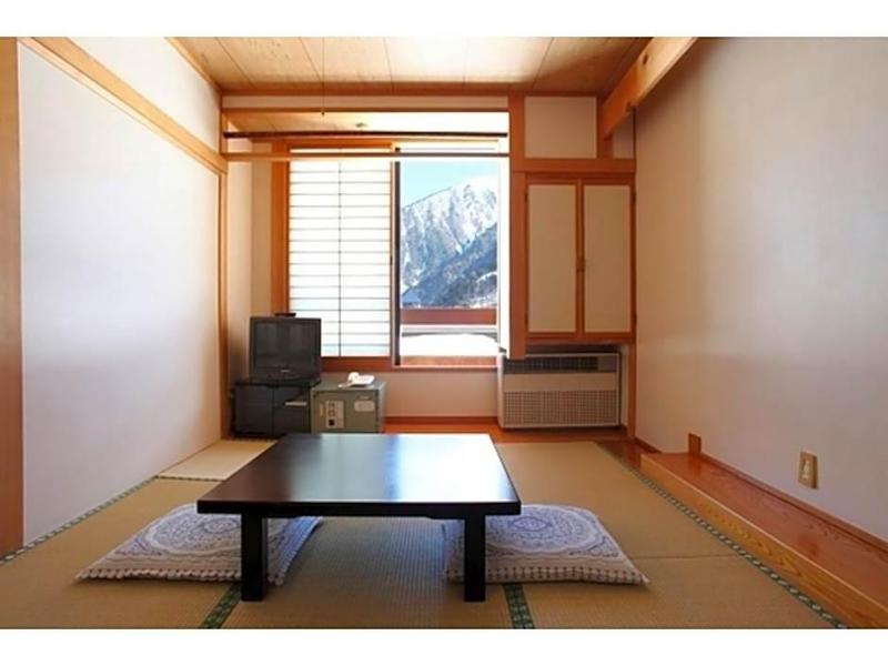 Nakanoyu Onsen Ryokan image