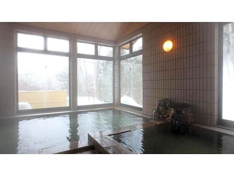 Nakanoyu Onsen Ryokan image