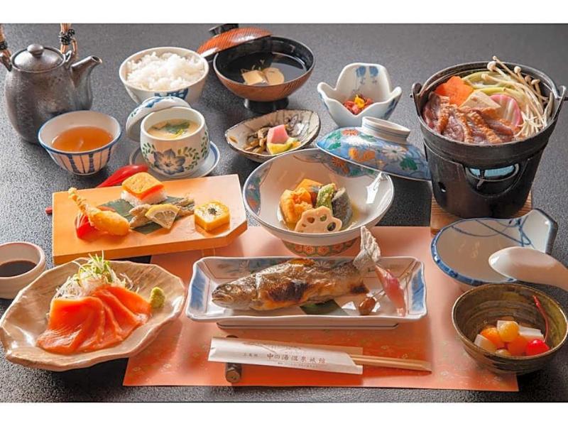 Nakanoyu Onsen Ryokan image