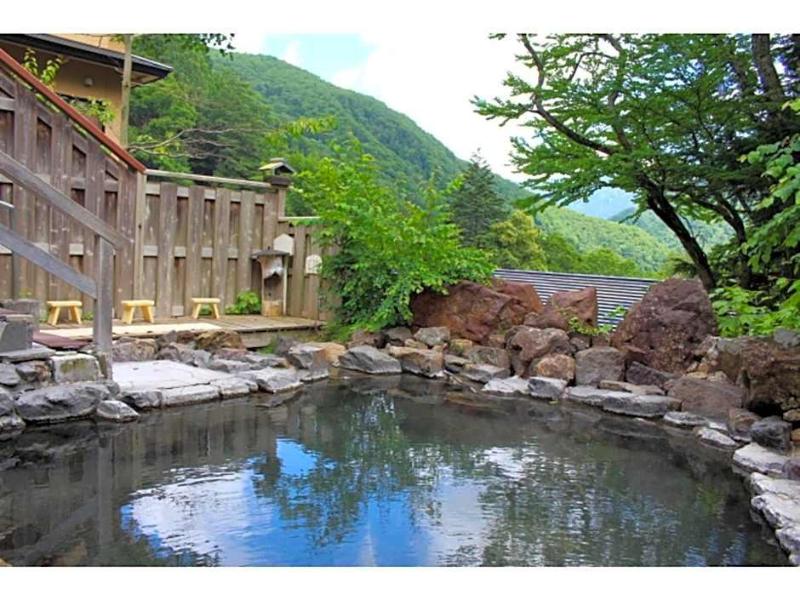 Nakanoyu Onsen Ryokan image