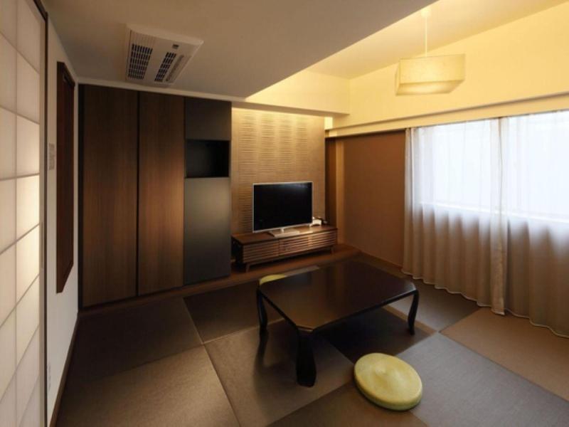 Hotel Gate in Kagoshima Tenmonkan image