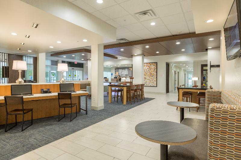 Holiday Inn Express and Suites San Marcos South - Image 2
