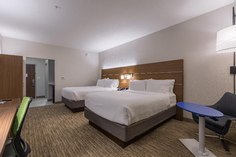 Holiday Inn Express and Suites San Marcos South image