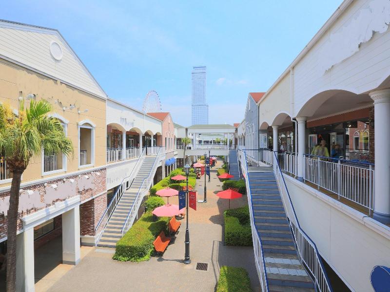 The Premium Hotel In Rinku image