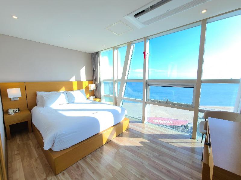 MS Hotel image
