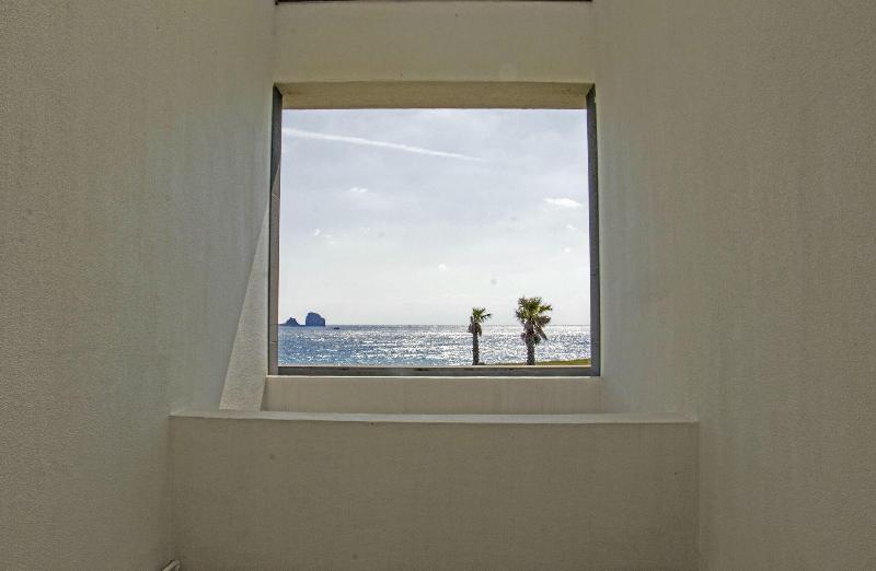 Sun & Moon Resort image