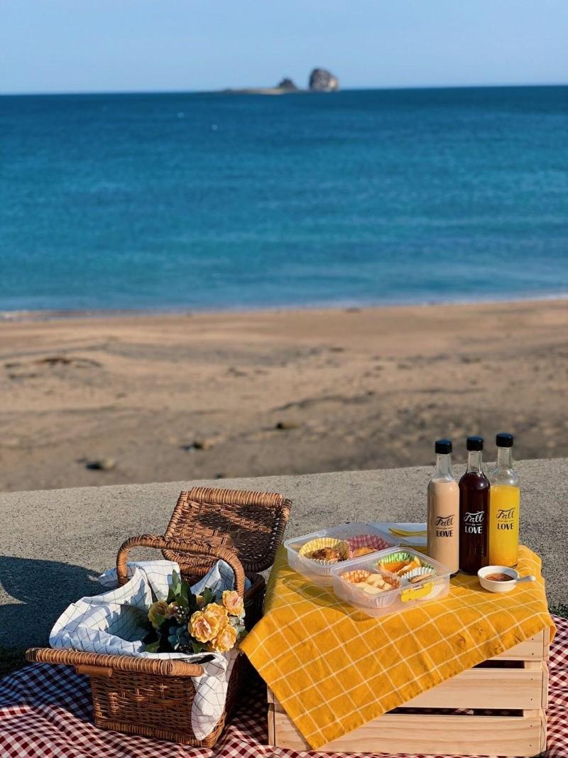 Sun & Moon Resort image