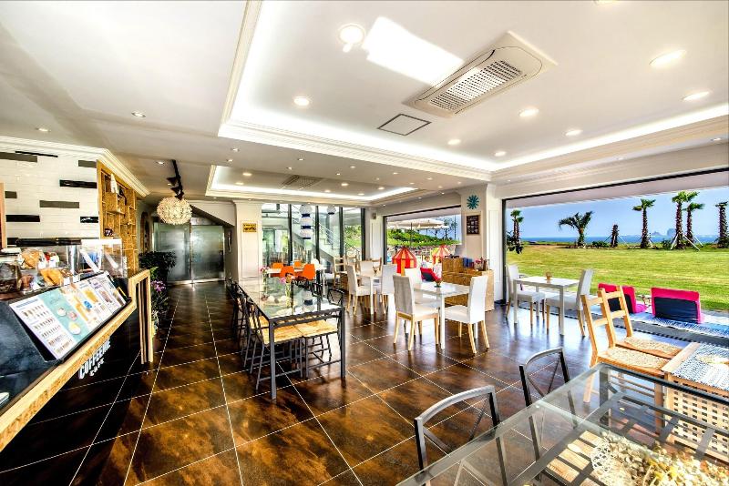 Sun & Moon Resort image